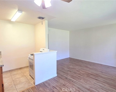 2334 E Santa Fe Avenue - Photo Thumbnail 3