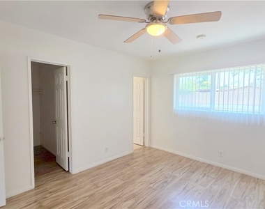 2334 E Santa Fe Avenue - Photo Thumbnail 9