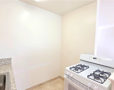 2334 E Santa Fe Avenue - Photo Thumbnail 17