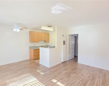 2334 E Santa Fe Avenue - Photo Thumbnail 14