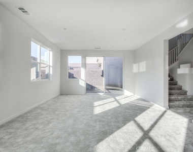 15812 Caterpillar Dr - Photo Thumbnail 10