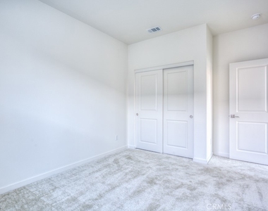 15812 Caterpillar Dr - Photo Thumbnail 43