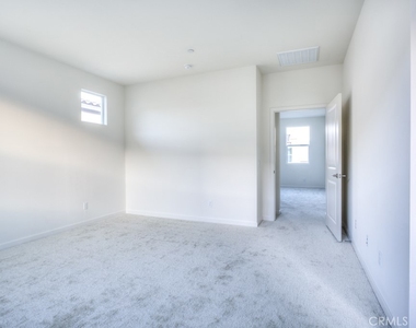 15812 Caterpillar Dr - Photo Thumbnail 27