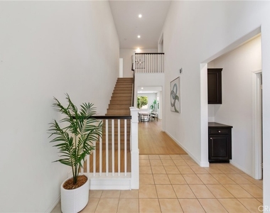 6956 La Rochelle Way - Photo Thumbnail 3