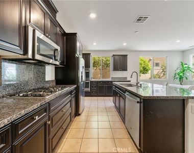 6956 La Rochelle Way - Photo Thumbnail 17