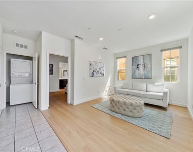 6956 La Rochelle Way - Photo Thumbnail 5