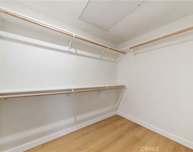 6956 La Rochelle Way - Photo Thumbnail 34