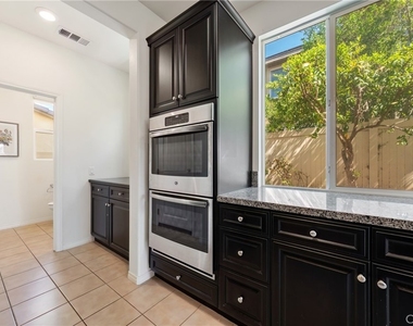 6956 La Rochelle Way - Photo Thumbnail 18