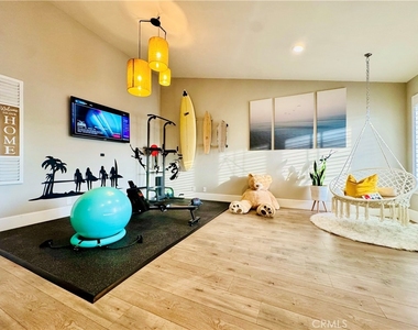 750 Lincoln Avenue - Photo Thumbnail 1