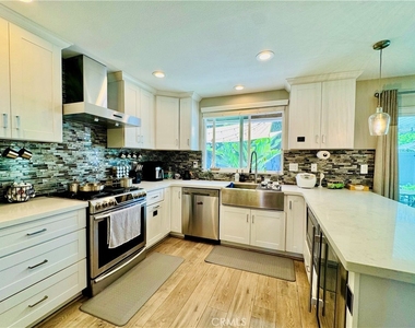750 Lincoln Avenue - Photo Thumbnail 7
