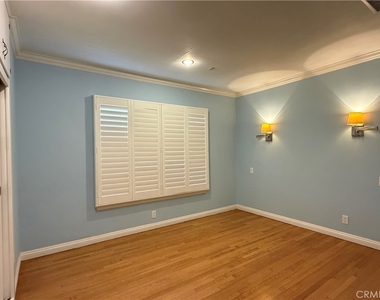 1162 Panorama Drive - Photo Thumbnail 12