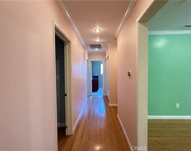 1162 Panorama Drive - Photo Thumbnail 3