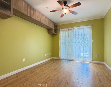 1162 Panorama Drive - Photo Thumbnail 6