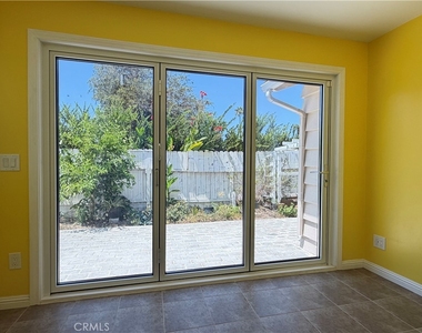 1162 Panorama Drive - Photo Thumbnail 11