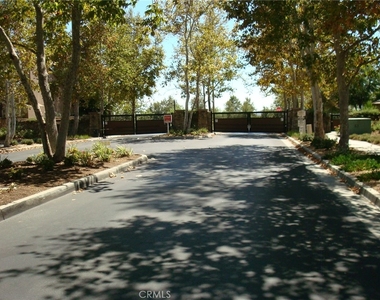 38539 Divot Drive - Photo Thumbnail 8
