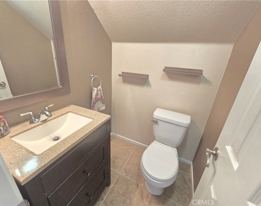 43160 Volterra Street - Photo Thumbnail 8