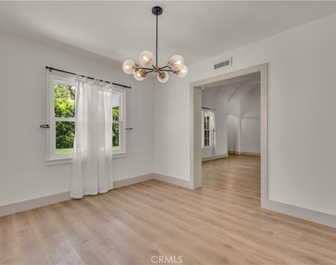 11944 Hesby Street - Photo Thumbnail 16