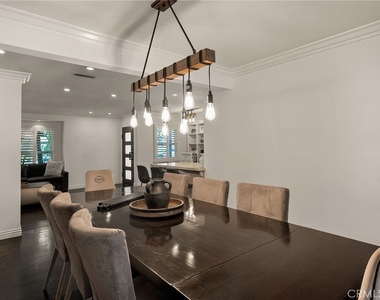 5330 Natick - Photo Thumbnail 20