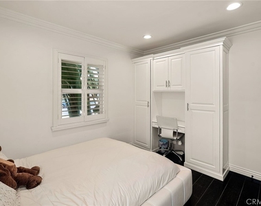 5330 Natick - Photo Thumbnail 35