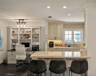 5330 Natick - Photo Thumbnail 21