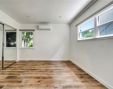 5840 Coldwater Canyon Ave - Photo Thumbnail 19