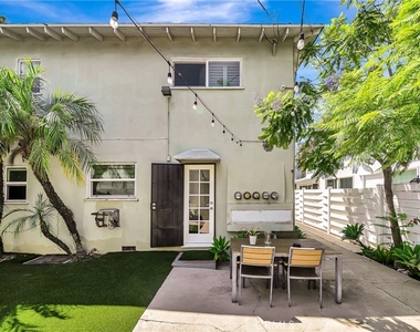 5840 Coldwater Canyon Ave - Photo Thumbnail 21