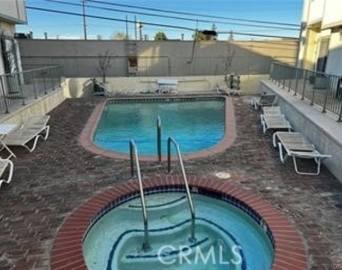 22865 Del Valle - Photo Thumbnail 1