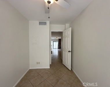 22865 Del Valle - Photo Thumbnail 11