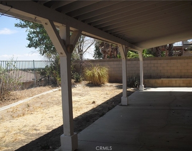 4209 W Grandview Drive W - Photo Thumbnail 8