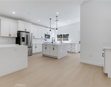 8738 Paso Robles - Photo Thumbnail 6