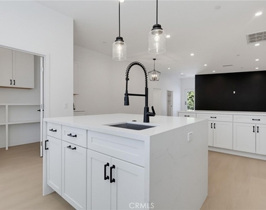 8738 Paso Robles - Photo Thumbnail 7