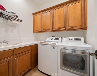 138 Royal Saint Georges Way - Photo Thumbnail 19