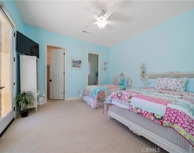 138 Royal Saint Georges Way - Photo Thumbnail 30