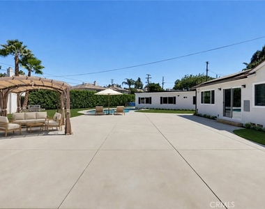 8740 Paso Robles - Photo Thumbnail 20