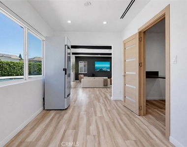 8740 Paso Robles - Photo Thumbnail 12