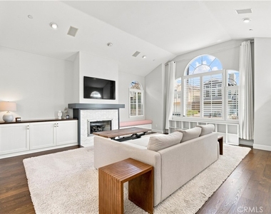 1740 Havemeyer Lane - Photo Thumbnail 3