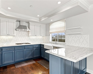 1740 Havemeyer Lane - Photo Thumbnail 11
