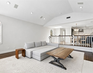 1740 Havemeyer Lane - Photo Thumbnail 6