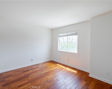 31638 Heather Way - Photo Thumbnail 26