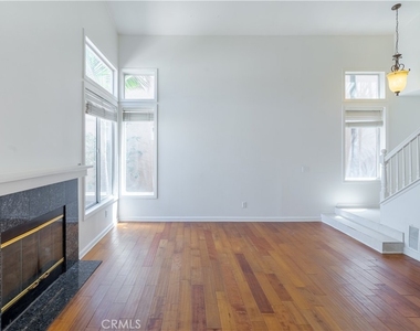31638 Heather Way - Photo Thumbnail 8