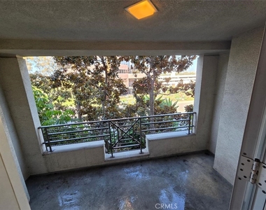 2253 Martin - Photo Thumbnail 33