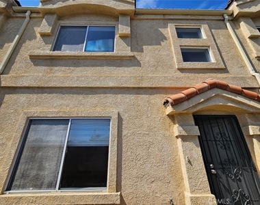 22027 Hawaiian Avenue - Photo Thumbnail 1