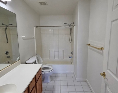 22027 Hawaiian Avenue - Photo Thumbnail 15