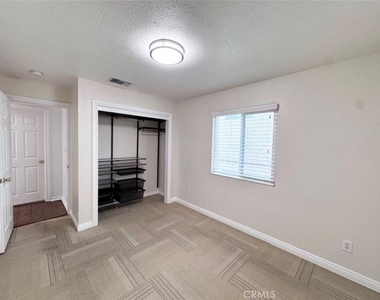 13512 Penn - Photo Thumbnail 7