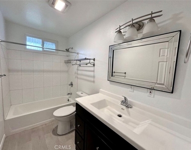 13512 Penn - Photo Thumbnail 6
