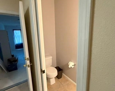 9425 Evelyn Avenue - Photo Thumbnail 18