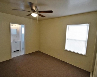 492 Second Ave. - Photo Thumbnail 4