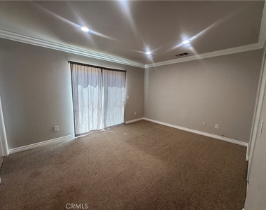 603 N Soldano Avenue - Photo Thumbnail 11