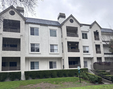300 N El Molino Avenue - Photo Thumbnail 1