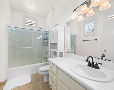 100 Verdin Lane - Photo Thumbnail 15
